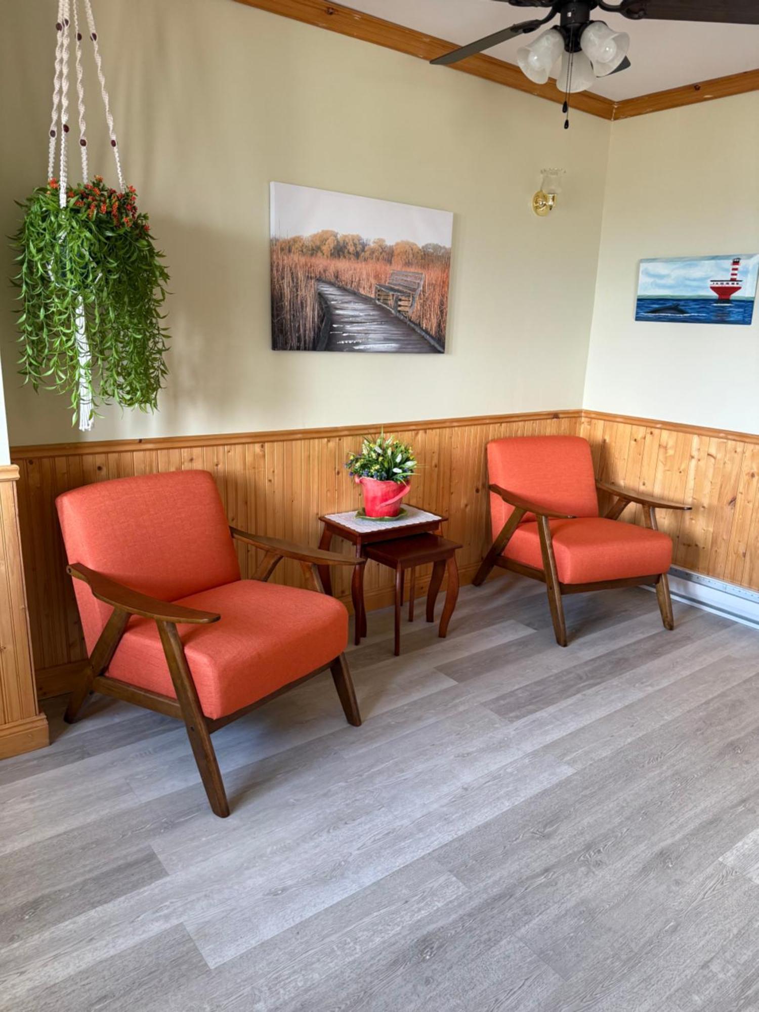 Hotel Sous La Croix 152725 Tadoussac Esterno foto